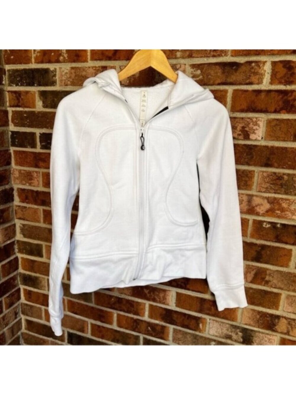 Lululemon  Scuba Hoodie EUC Vintage  White